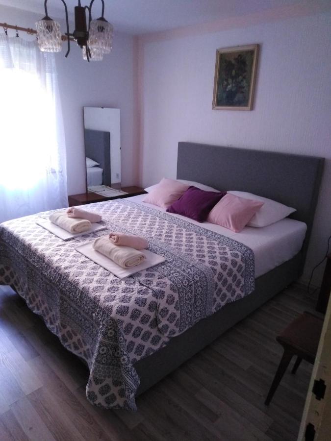 Apartman Paulina Lägenhet Selce Exteriör bild